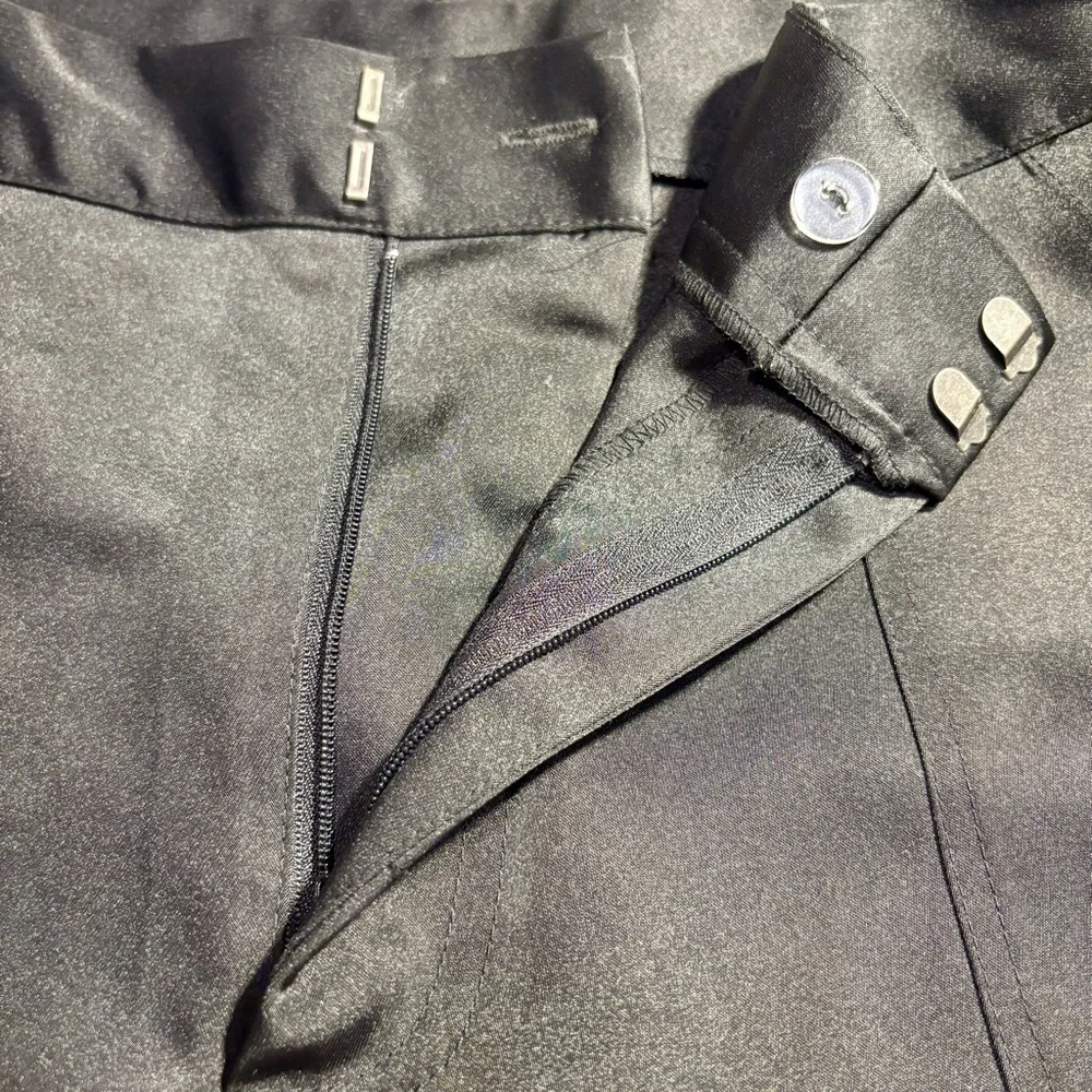 NWOT Noli Milan Black Satin Cargo Pants Size 2 - Picture 10 of 11